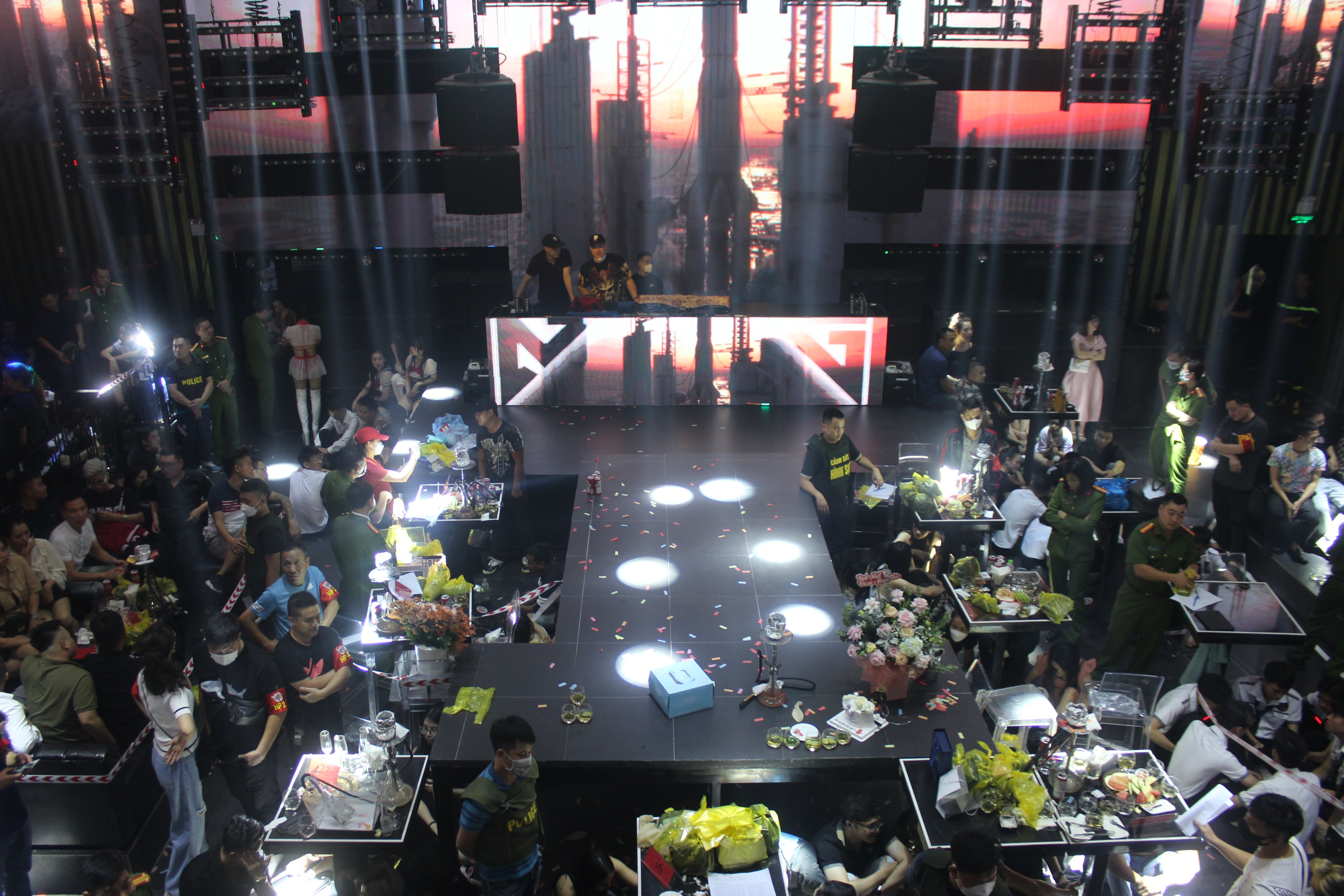 Triệt phá tụ điểm sử dụng trái phép chất ma túy tại vũ trường Hoàng Gia (D.O.M Club) số 53 Lạch Tray (quận Ngô Quyền)